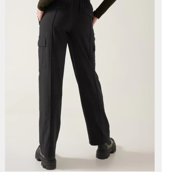 Athleta Vienna Cargo Pant Size 12 NWT in Black - Picture 4 of 16